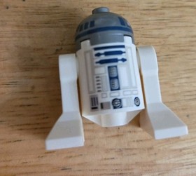 LEGO Star Wars R2-D2 Minifigure (Astromech Droid) 2014 Version Retired 