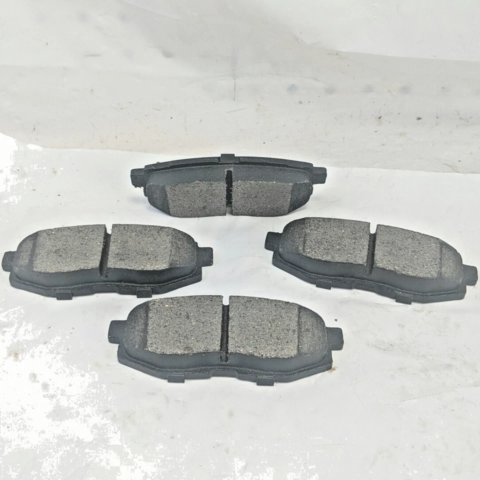 Pastillas de freno traseras de cerámica Bosch BC1124 para Subaru Outback Legacy Tribeca Forester Foto 1 de 4