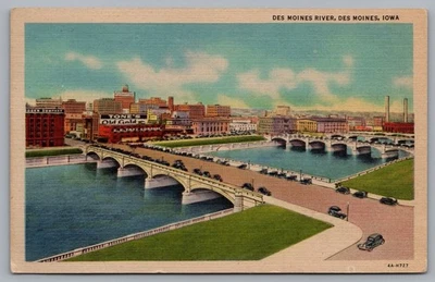 Des Moines River, Bridges, Cars, Downtown View, IA. 1954 Postcard TS-173 - Image 1 of 2