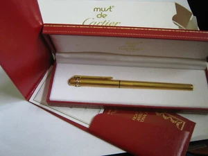 1980s Must de CARTIER Trinity Godron FOUNTAIN Pen, 18K Nib 379265, BOX & PAPERS - Picture 1 of 12