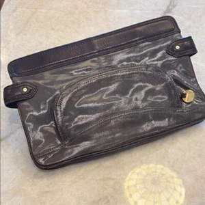 New Item! Cute brown clutch bag by Martin+Osa with magnetic closure - Picture 1 of 14