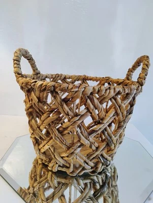 Mainstays Water Hyacinth Round Decorative Storage Basket with Handles - Image 1 of 4