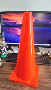 (1 PC) 12" TRAFFIC SAFETY CONES PARKING CONSTUCTION ROAD MULTIPURPOSE EMERGENCY - Picture 1 of 6