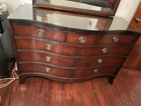 ANTIQUE DREXEL MAHOGANY TRAVIS COURT DRESSER WITH 9 DRAWERS GLASS TOP AND MIRROR Cover