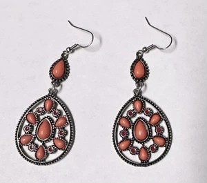 Korallenfarbene Perlen Ohrhänger - Bild 1 von 1