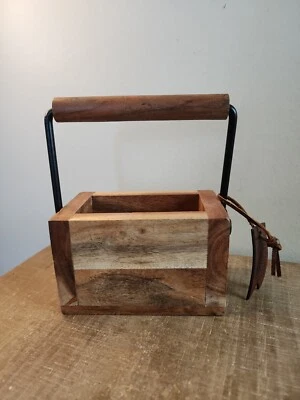 Granja Madera Natural Resistente Pequeña Cesta Madera Metal Mango India Caja Caja Caja Foto 1 de 4