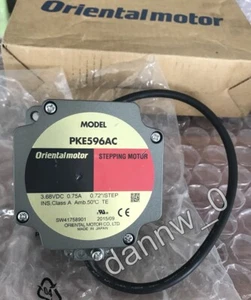 New In Box VEXTA Oriental PKE596AC Stepper Motor - Picture 1 of 1