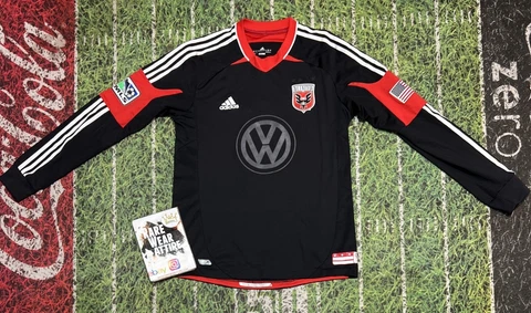 aaron Herrera dc United Jersey soccer futbol Adidas volkswagon men L Cover