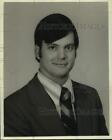 1973 Press Photo Stan Garner, Administrative Officer of Frost National Bank