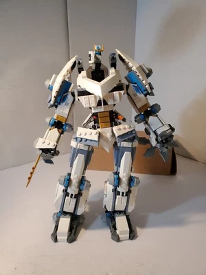 Lego Ninjago: Legacy Zane's Titan Mech Battle (71738) - Construído - Imagem 1 de 4