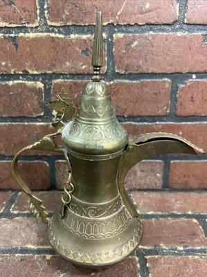 Islamic Antique Dallah Coffee Pot Copper Brass Nizwa Oman Islamic RARE - Image 1 of 4