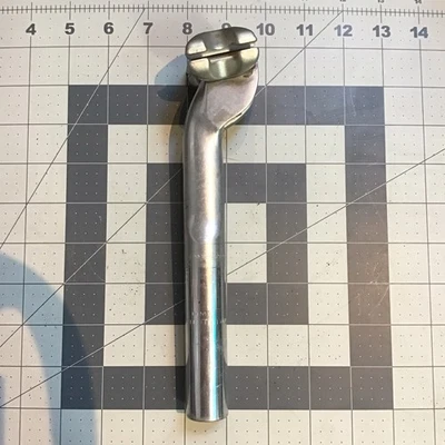 CAMPAGNOLO Athena Aero Seat Post 25mm Diameter 200mm Length Aluminum Used - Image 1 of 4