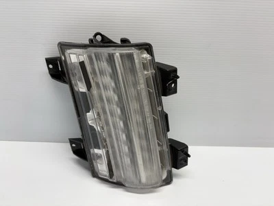 Jeep Wrangler 2018-2024 OEM conductor izquierdo LED intermitente luz de estacionamiento 55112885AG Foto 1 de 4