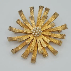 Benedict NY Atomic Brooch Signed Large Gold Tone Flower Pearl Estate Jewelry Pin - Picture 1 of 6