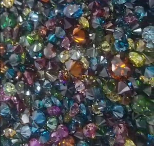 30 piezas muestras de diamantes 6 colores diferentes 5 piezas cada una 100% diamantes probados - Imagen 1 de 10