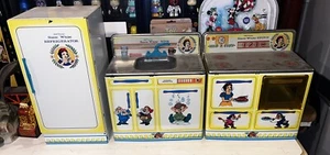 Vintage Tin Wolverine Disney Snow White 3 Piece Appliance Set Stove Sink Fridge - Picture 1 of 10