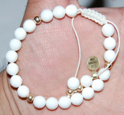 Pulseira de ouro amarelo sólido 10K bolas de ágata branca ajustáveis - Imagem 1 de 3