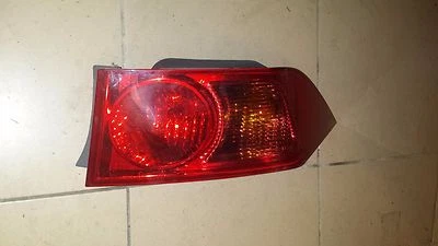 LUZ TRASERA EXTERIOR DERECHA HONDA ACCORD ACURA TSX 33501-SEA-003 2003-2008 MK7 Foto 1 de 4