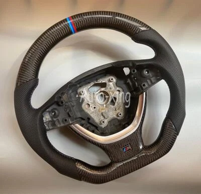 For BMW 530i 640 M5 M6 M7 F10 F11 F30 F82 Carbon Fiber Perforated Steering Wheel Foto 1 de 4