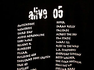 TOBY MAC Third Day ALIVE 2005 festival T shirt youth lrg tee Newsboys Relient K - Picture 1 of 3