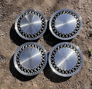 Set of 4 Vintage 1988 Lincoln Town Car 15" Deluxe Lace Hubcaps Wheel Covers - Picture 1 of 3