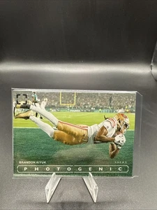 Brandon Aiyuk 2024 Panini Photogenic Football Base San Francisco 49ers #34 - Bild 1 von 2