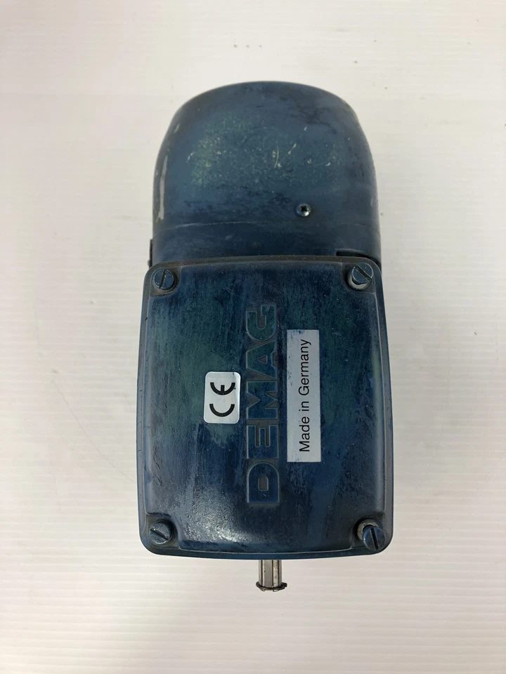 Mannesmann Demag KBV71 Motor 0.093/0.48HP Frame B 8/2 810/3350RPM 3PH 230V - Image 1 of 4