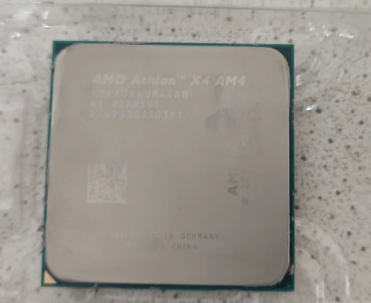 CPU AMD Athlon X4 AM4 970 4 core 3.8GHz - Immagine 1 di 1