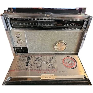 Trans-Oceanic FM-AM Multiband Royal 3000-1 Radio | Belonged To Ron Tonkin WORKS - Picture 1 of 18