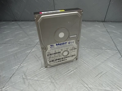 Maxtor 10GB 3.5in IDE 7200RPM Hard Drive Vintage 51024H2 - Image 1 of 4