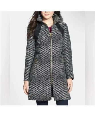 Abrigo de tweed Via Spiga mezcla de lana imitación cuero blanco y negro de longitud media Foto 1 de 4