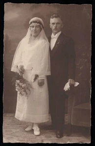 Hochzeitspaar Braut Bräutigam Liebesschleier edwardianisch Original Foto Postkarte 1910er - Bild 1 von 2