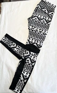 Fitwear joggers  Black Leggings Size XSmall Black & White Geometric Design - Picture 1 of 5