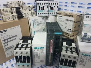 CAJA DE PLÁSTICO MOLDEADO SIEMENS 3RV1913-1CA00 54 mm CON GLÁNDULA DE CABLE MÉTRICO - Imagen 1 de 1