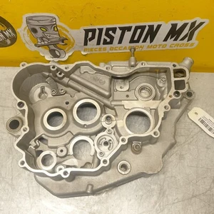 CARTER MOTEUR DROIT KTM 250 SXF 2010 - 2007 2008 2009 2010 77030004100 SX-F SX F - Picture 1 of 15