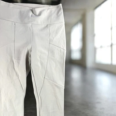 Leggings ajustados Athleta Stellar City 2 mezcla de nailon pantalones deportivos yoga trabajo Foto 1 de 4