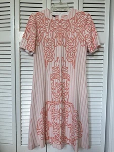 NUEVO CON ETIQUETAS Vestido Camisa Ming Wang Estampado Floral Jacquard Tejido Talla S Melocotón/Rosa Blanco - Imagen 1 de 6