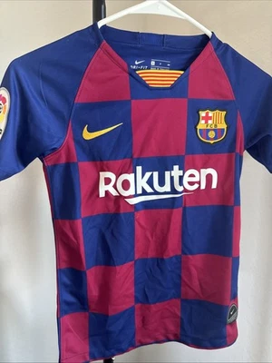 100% 正品耐克 FCB 巴塞罗那乐天 Dri-Fit 足球球衣男孩青少年小号 — 第 1/3 张图片