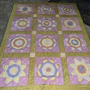 Vintage From 1970's Handmade Feed sack "starburst ' quilt. - Picture 1 of 6