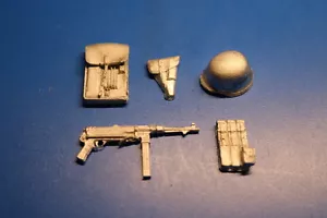 NUOVO - set ufficiali tedeschi, seconda guerra mondiale, accessori carro armato rc, scala 1:16 - Foto 1 di 1
