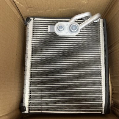 Chrysler Jeep Dodge Ram Genuine Mopar Air Conditioning Evaporator 68153946AB - Image 1 of 3