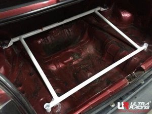 Barra de puntal trasera Ultra Racing para Honda Civic EK8 Hatchback / Type-R EK9 1996-2000 - Imagen 1 de 5