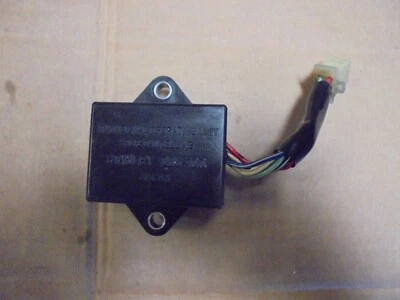 Dispositivo de cancelamento de sinal de seta 1985 Kawasaki ZN700 LTD700 FABRICANTE DE EQUIPAMENTO ORIGINAL  - Imagem 1 de 4