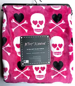 Betsey Johnson Ultra Soft Plush Throw Blanket 50 x 70 PINK Skulls - Picture 1 of 6