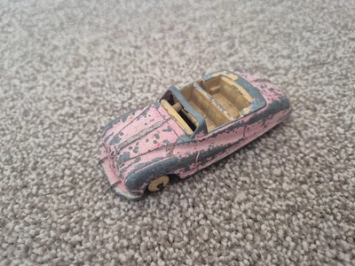 VINTAGE 1950'S DINKY TOYS 106 AUSTIN ATLANTIC PINK CAR NICE ORIGINAL MODEL - Image 1 of 4