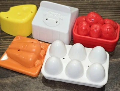 LeapFrog Count and Scan Shopper 5 Grocery Food Replacements: Eggs Cheese Carrots - Image 1 of 3