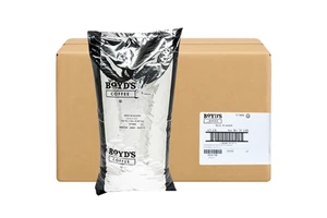 Boyd's Red Wagon café en grano entero, bolsas de 4/5 lb (20 lb en total) - tostado oscuro - Imagen 1 de 5