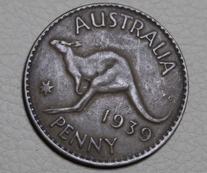 * 1939 PENNY AVERAGE EXAMPLE AUSTRALIA PREDECIMAL TONED #WFJ69 - Picture 1 of 8