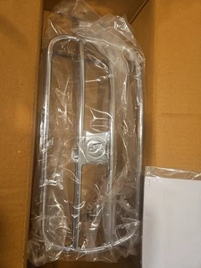 D5 2015-2024 Indian Scout Sixty Rear Chrome Solo Luggage Rack OEM 2885133-156 - Bild 1 von 3