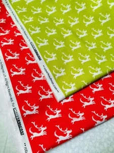 Max The Dog Dr Seuss How The Grinch Stole Christmas Cotton Fabric FQ Half Metre - Picture 1 of 5